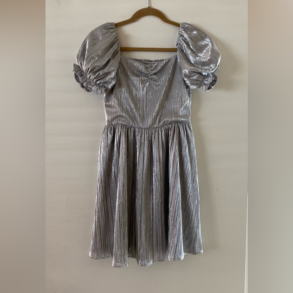 Janie and Jack Silver Puff Sleeve sz 14 teen / girls Dress